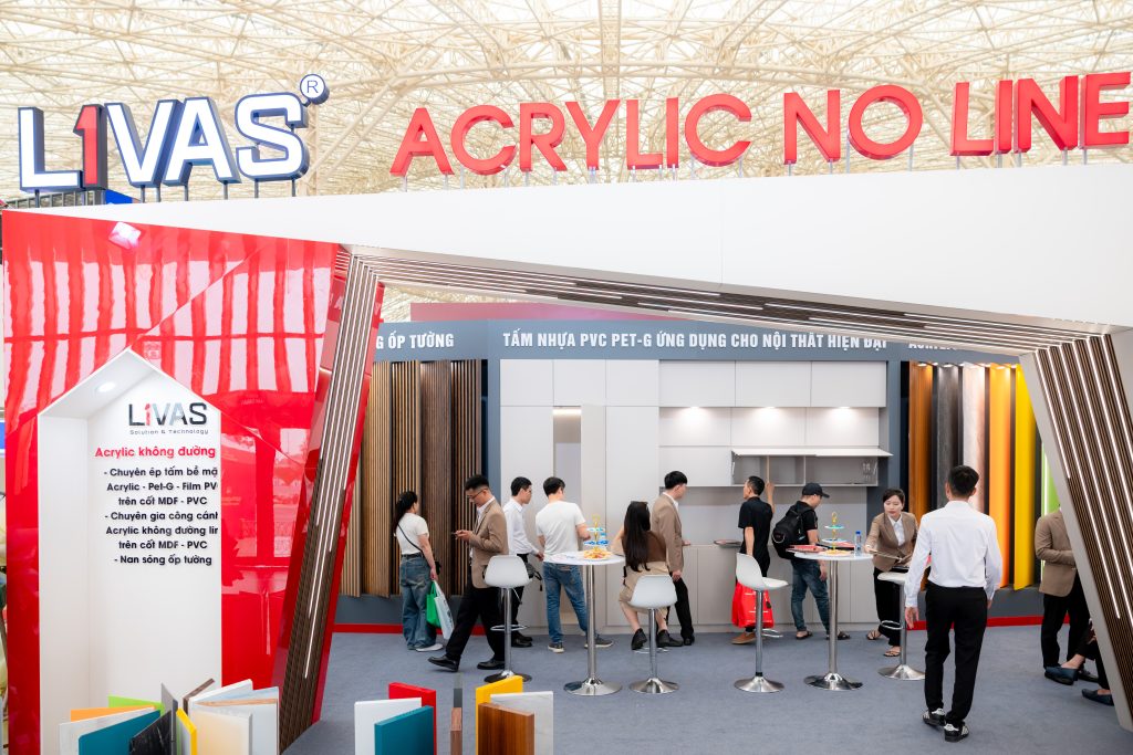 Acrylic No Line vs Laminate – Đâu là vật liệu của Thập kỷ?